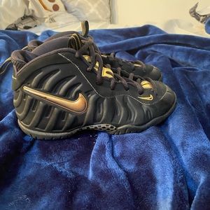 Nike air foamposites kids